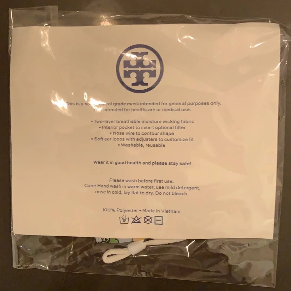 ❤️ Tory Burch Limited Edition Face Mask